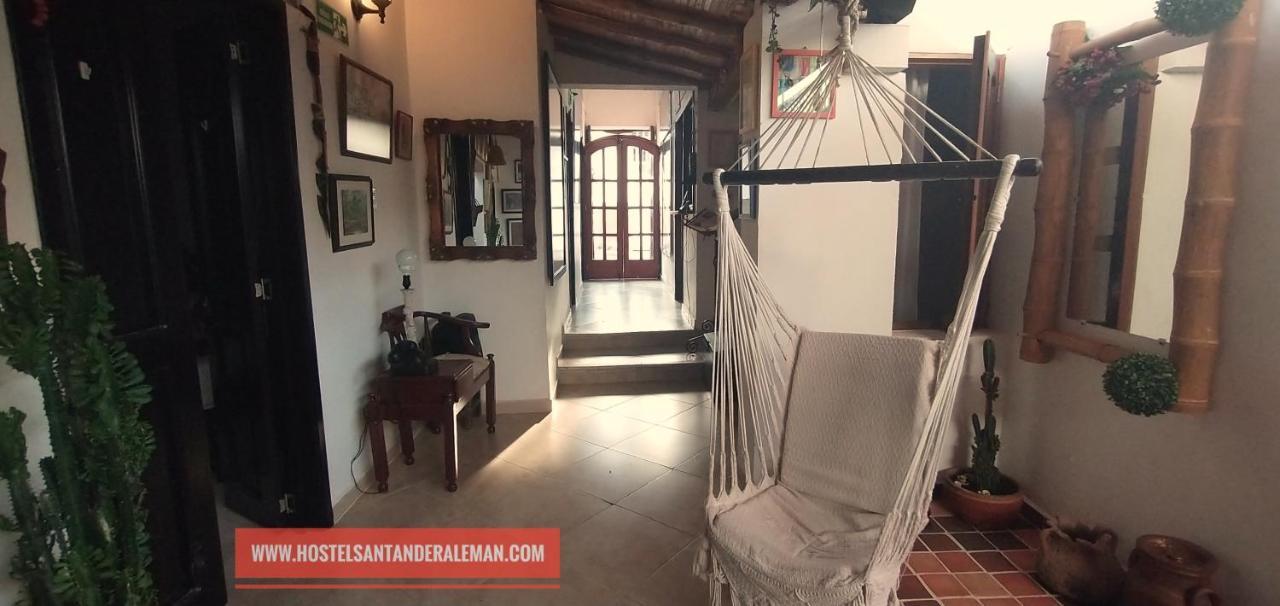Santander Aleman Hostel San Gil Buitenkant foto