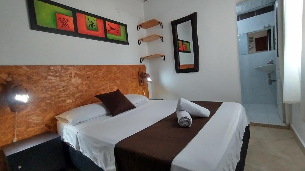 Santander Aleman Hostel San Gil Buitenkant foto
