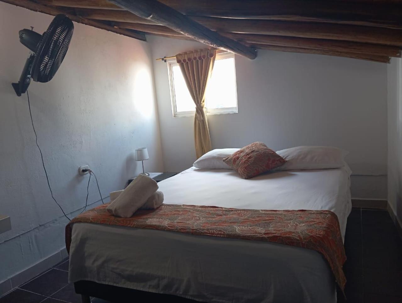 Santander Aleman Hostel San Gil Buitenkant foto