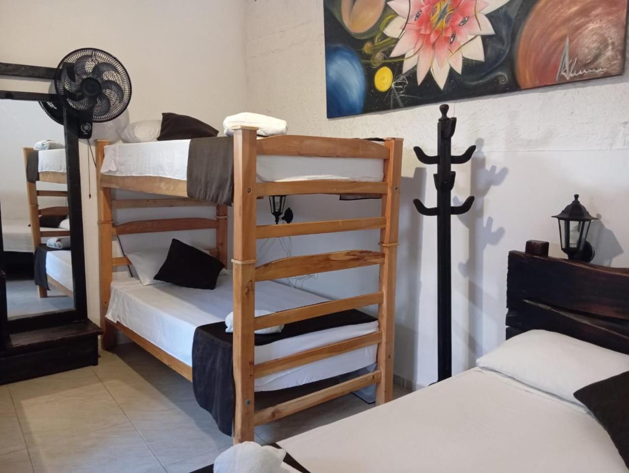 Santander Aleman Hostel San Gil Buitenkant foto